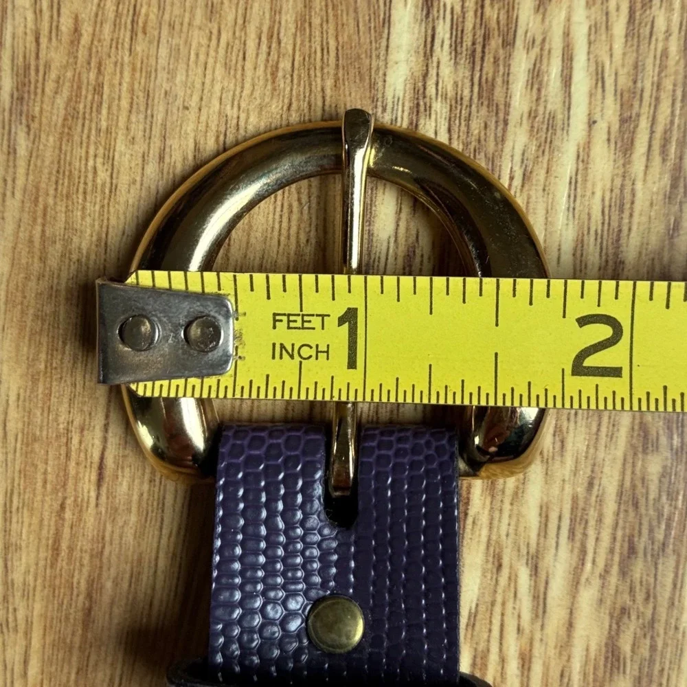 Vintage Purple Lizard Embossed Belt Size 8 Gold Horseshoe Buckle Textured